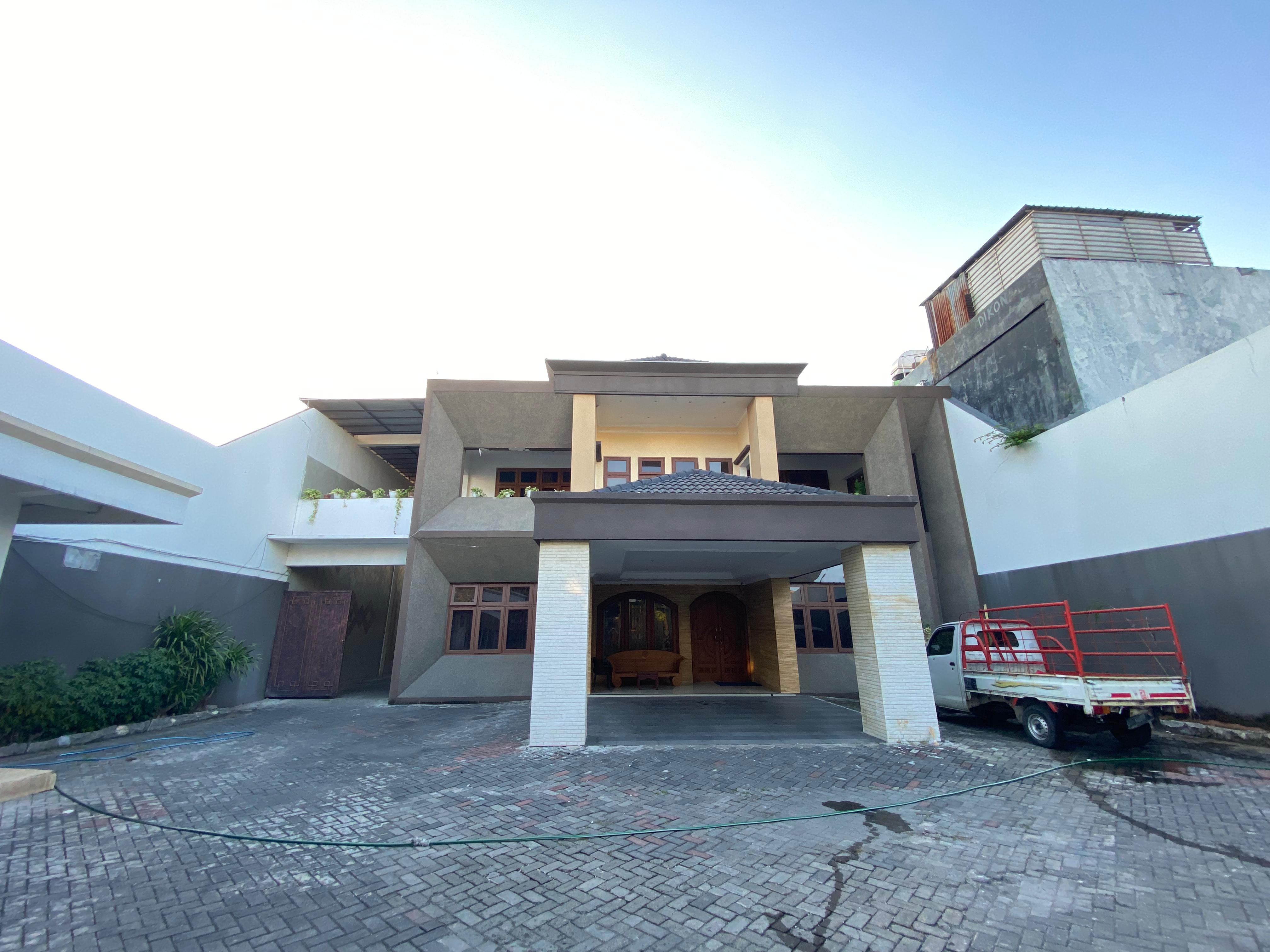 Dijual Rumah di Raya Darmo Permai Surabaya Barat Cocok Buat Usaha Dekat Hr Mohammad - Image 1