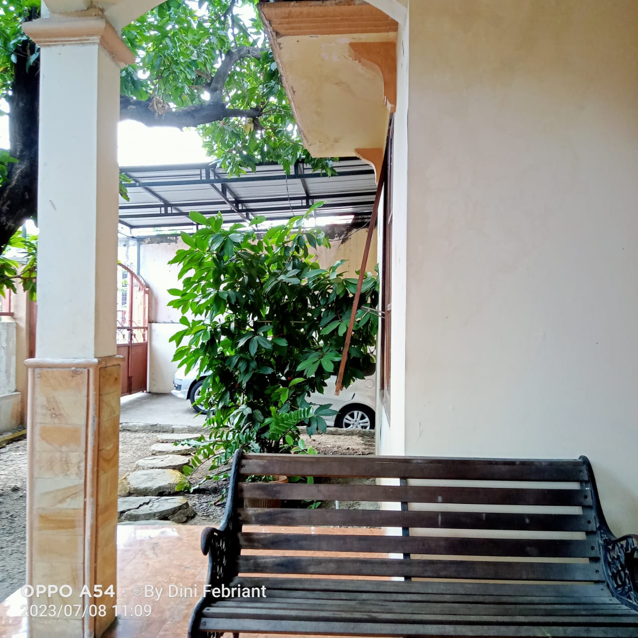 Dijiual Rumah Hook Bagus Mewah di Kutisari Indah Utara Wilayah Surabaya Timur - Thumbnail 2