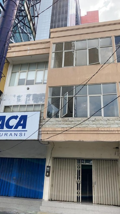 Disewakan Ruko Nol Jalan Raya di Mayjend Sungkono Surabaya Barat - Thumbnail 3