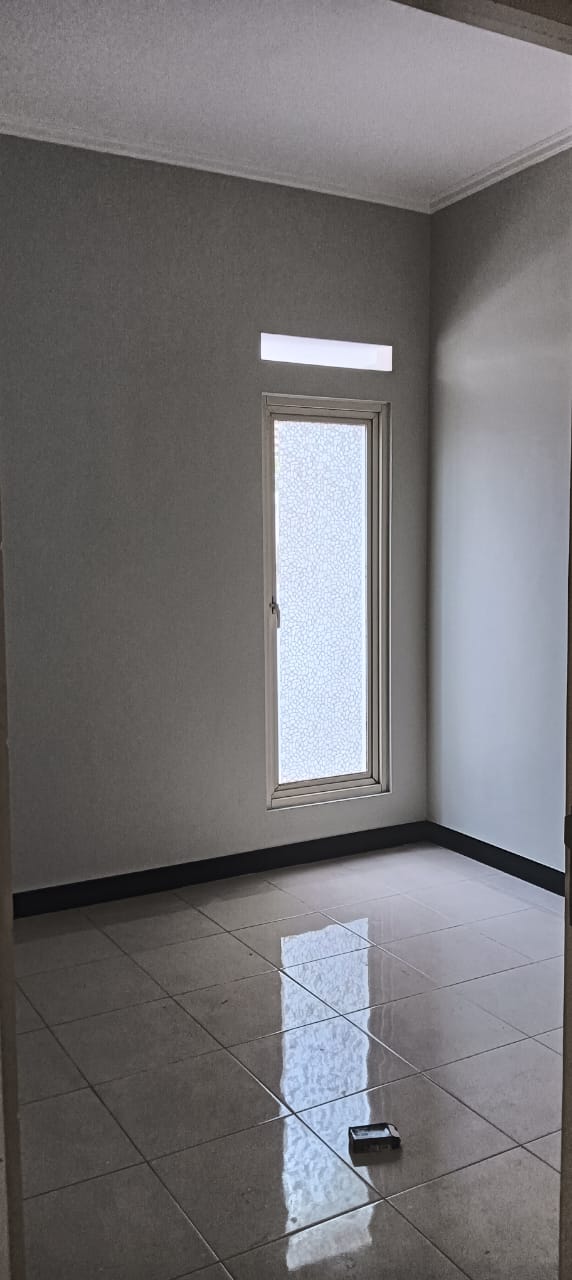 Rumah Dijual Lokasi Strategis di Puri Surya Jaya Sidoarjo - Thumbnail 4