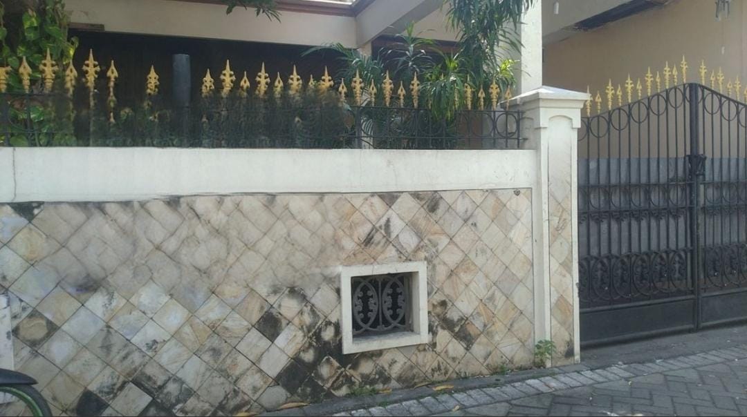 Dijual Rumah Kawasan Ramai di Simorejo Surabaya Barat - Image 1