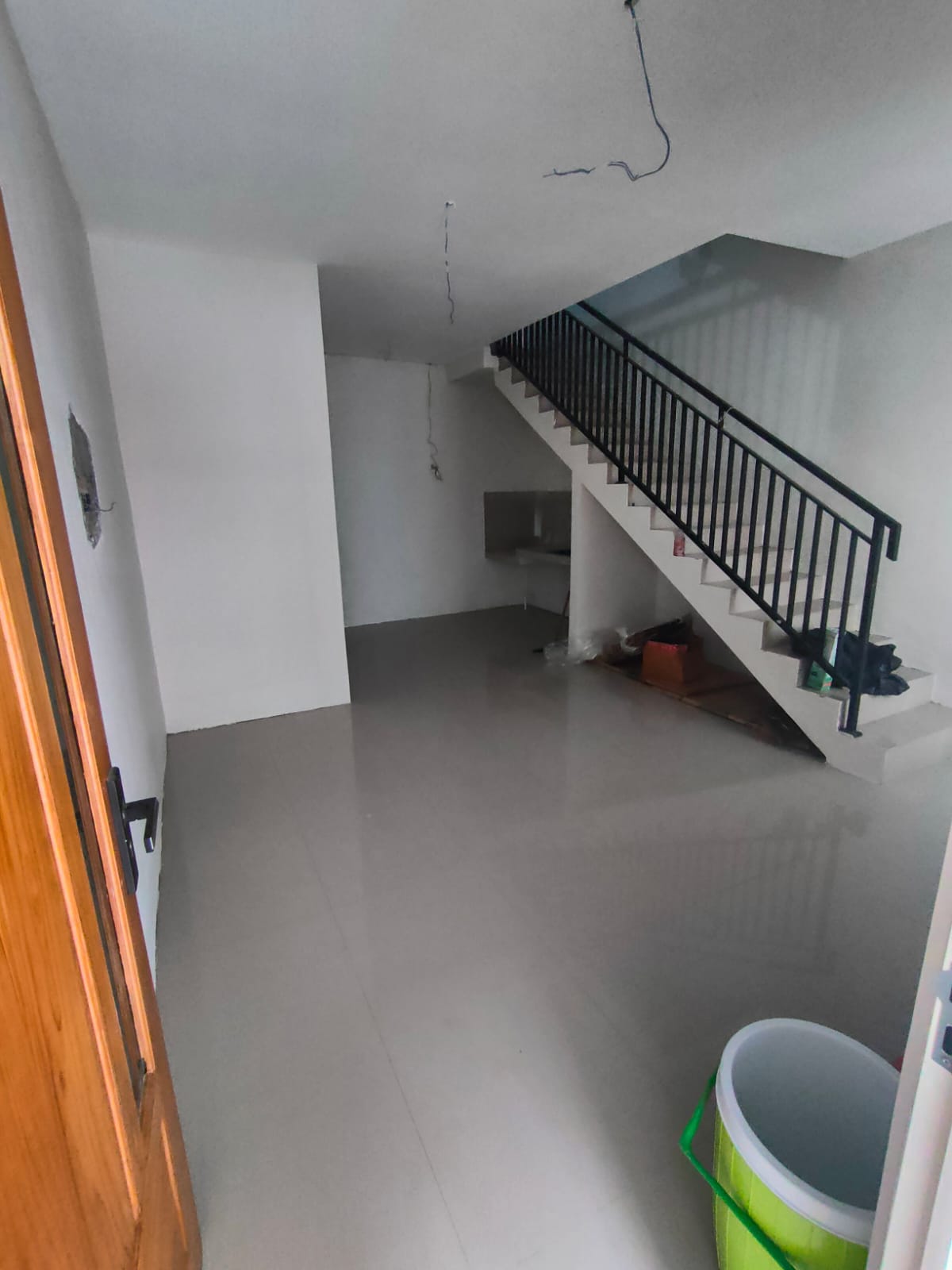 Dijual Rumah Nyaman Bagus di Jambangan Tama Wilayah Surabaya Selatan - Thumbnail 2