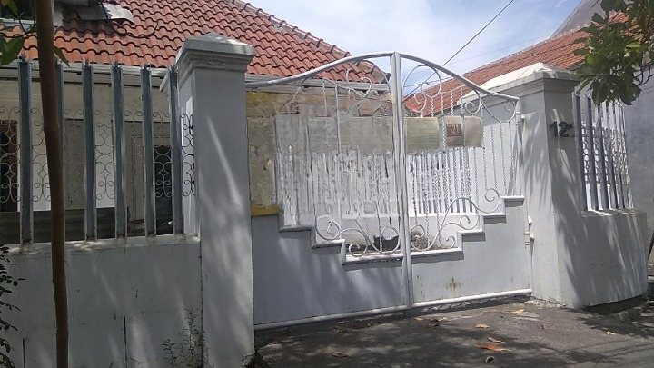 Disewakan Rumah Strategis di Ketintang Madya Wilayah Surabaya Selatan - Image 1
