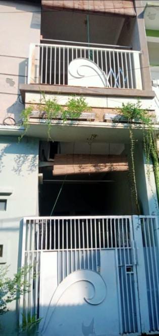 Dijual Rumah Bagus Nyaman di Setro Baru Utara Wilayah Surabaya Utara - Image 1