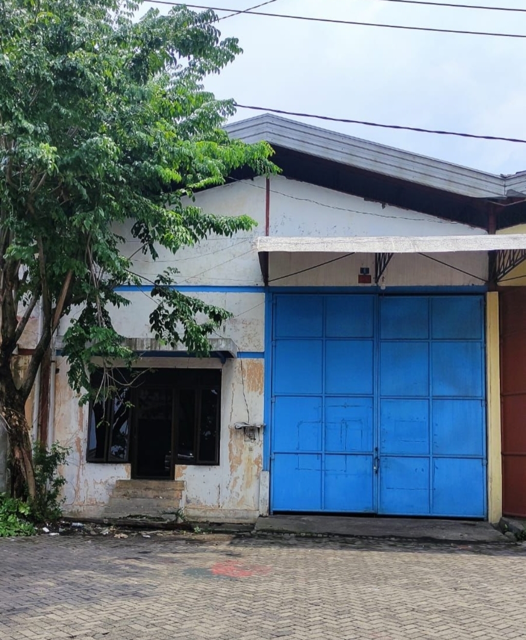 Disewakan Gudang Strategis di Margomulyo Mutiara Indah Surabaya Barat - Image 1