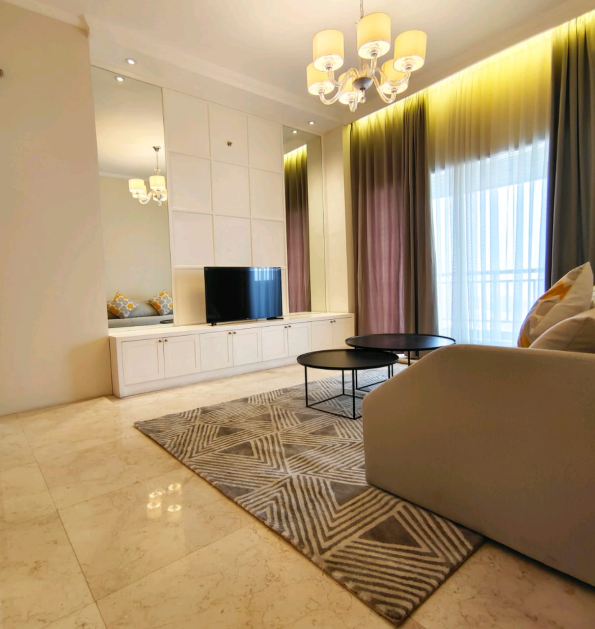 Dijual Apartemen Poin Square Simatupang di Jakarta Selatan - Thumbnail 2