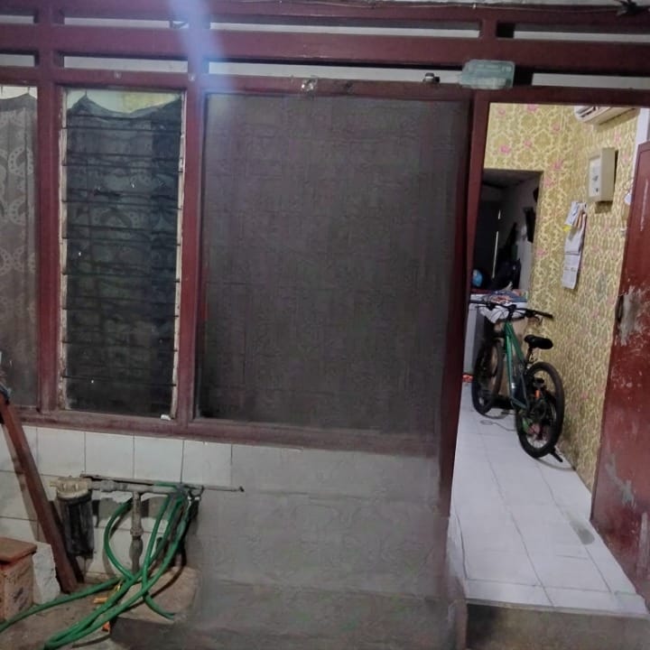 Dijual Rumah Nyaman di Wilayah Gubeng Jaya Langgar Surabaya Timur - Image 1