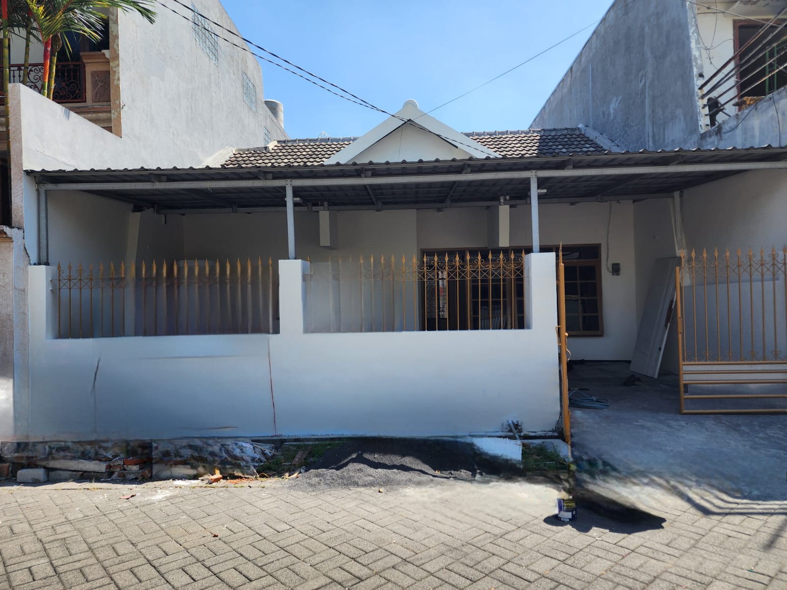 Dijual / Disewakan Rumah di Babatan Mukti Surabaya Barat - Image 1