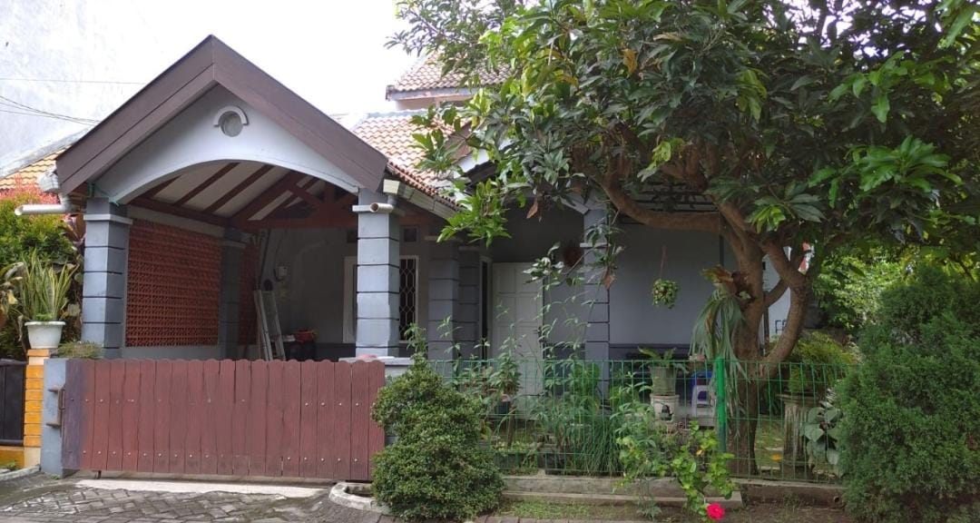 Dijual Rumah Asri di Wilayah Surabaya Barat - Image 1