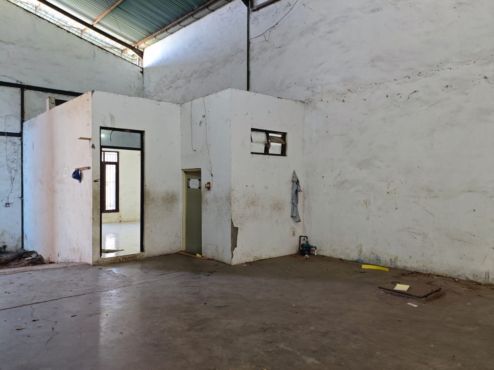 Disewakan Gudang Lokasi Strategis di Wiayah Surabaya Barat - Thumbnail 2