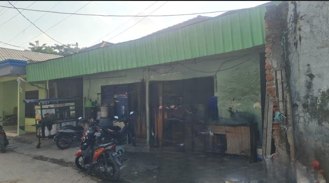 Dijual Rumah Usaha Kosan di Wilayah Surabaya Barat - Image 1