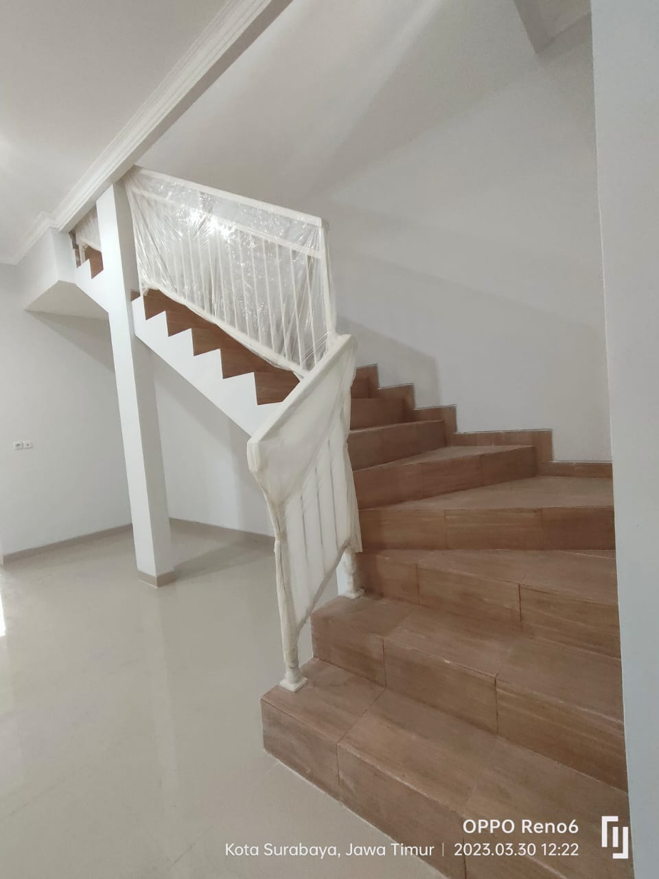 Dijual Rumah Bagus Mewah di Wilayah Sutorejo Tengah Surabaya Timur - Thumbnail 2