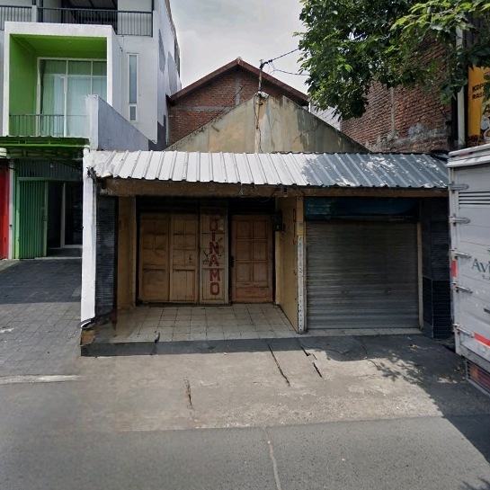 Dijual Rumah Strategis di Raya Lempung Indah Surabaya Barat - Image 1