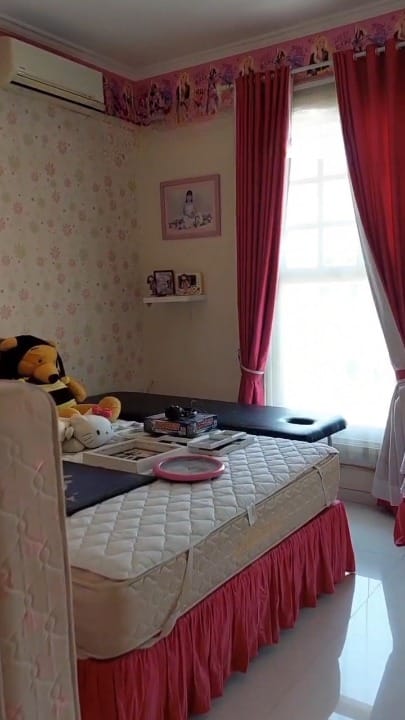 Dijual Rumah Bagus Nyaman di Simpang Darmo Permai Selatan Wilayah Surabaya Barat - Thumbnail 4