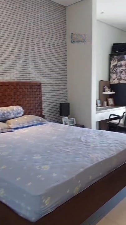 Dijual Rumah Bagus Nyaman di Simpang Darmo Permai Selatan Wilayah Surabaya Barat - Thumbnail 3