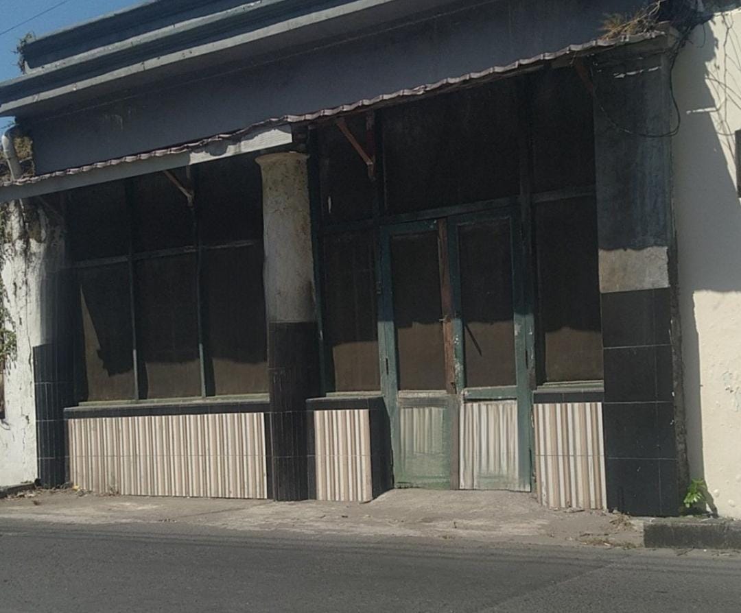 Dijual Rumah Lokasi Strategis di Surabaya Utara - Image 1