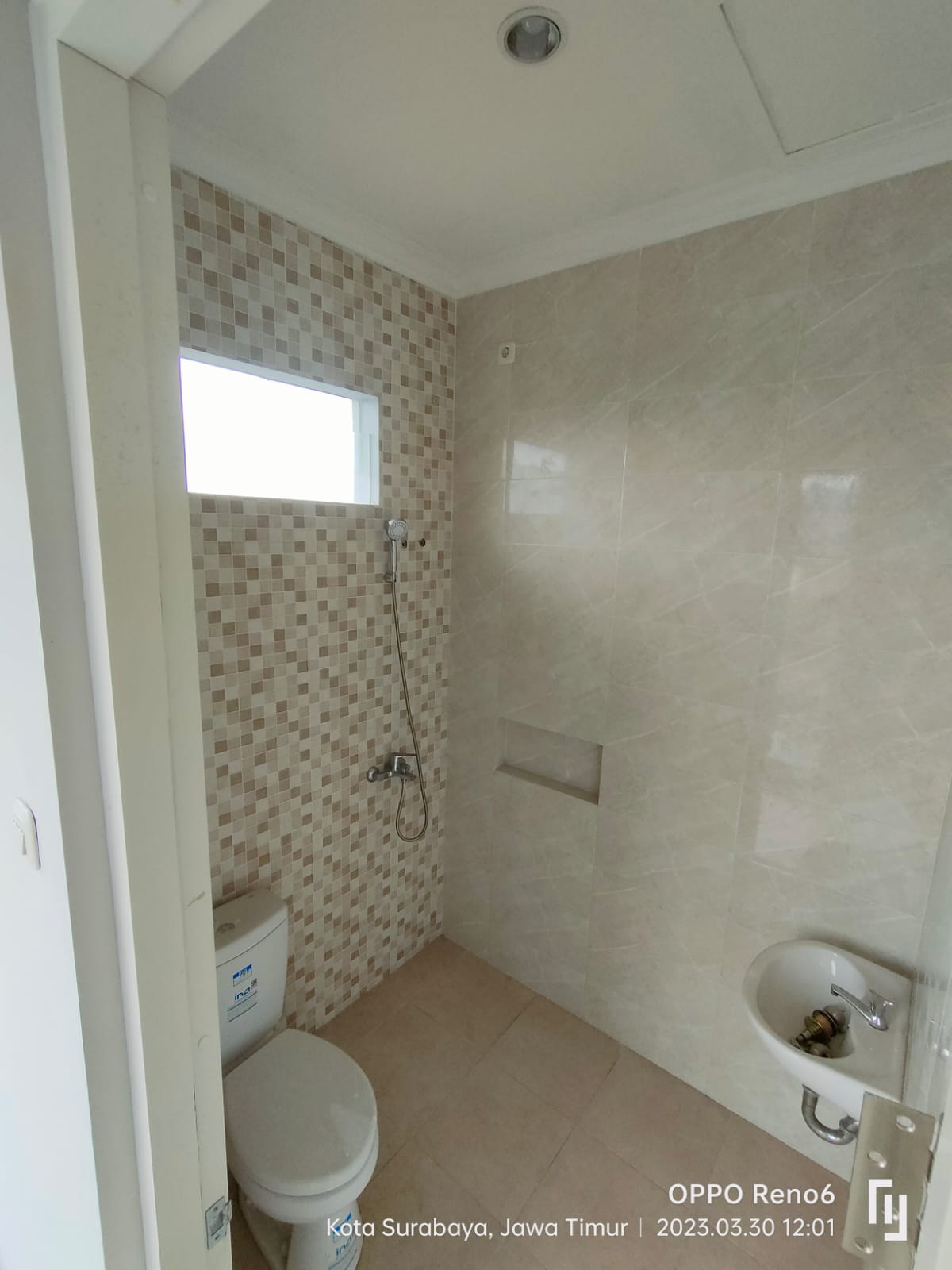 Dijual Rumah Bagus Nyaman di Wilayah Sutorejo Timur Surabaya Timur - Thumbnail 2