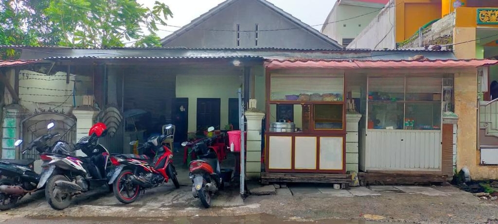 Dijual Rumah Strategis di Dukuh Menanggal Surabaya Selatan - Image 1