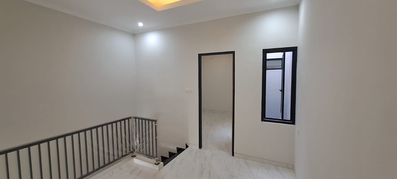 Dijual Rumah Mewah Bagus di Wilayah Surabaya Timur - Thumbnail 3