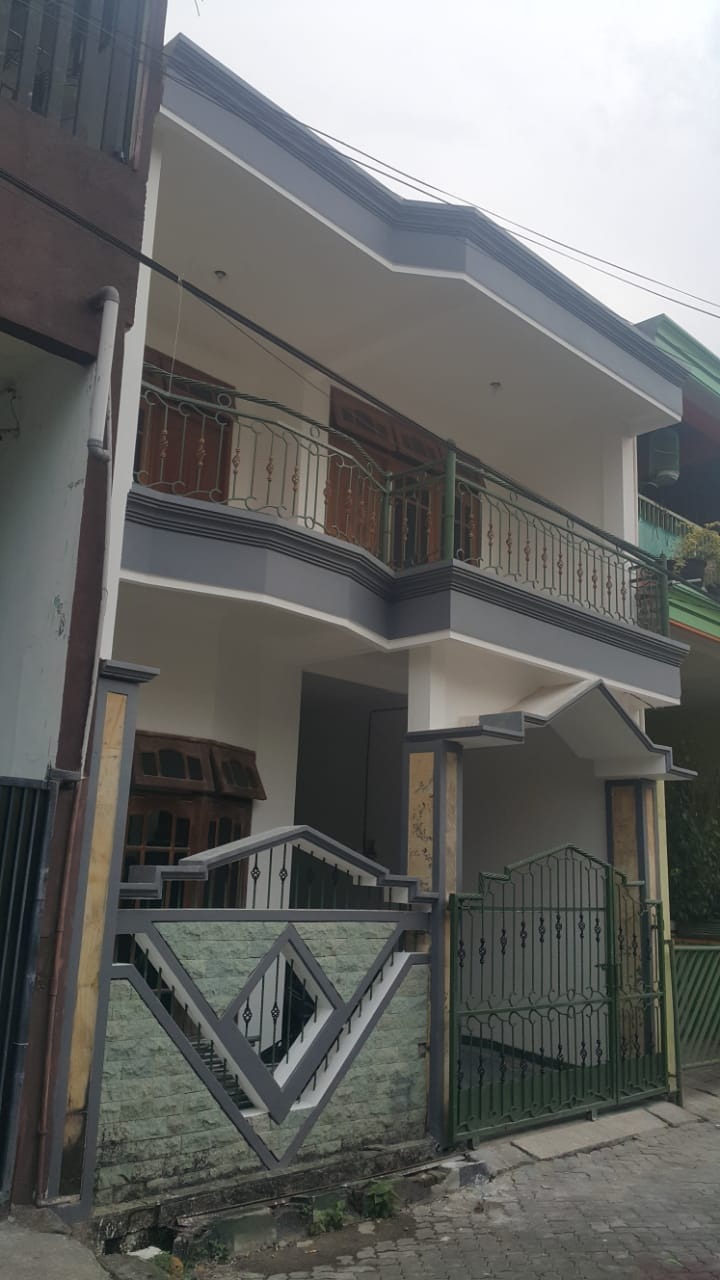 Dijual Rumah Strategis di Semolowaru Elok Surabaya Timur - Image 1