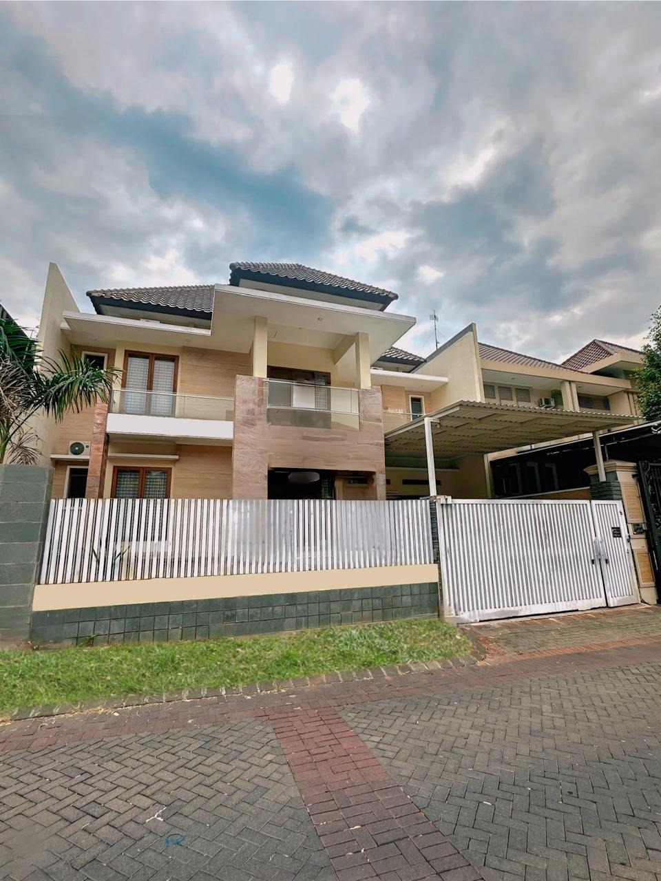 Dijual Rumah Minimalis International Village Boulevard Citraland Surabaya Barat - Image 1