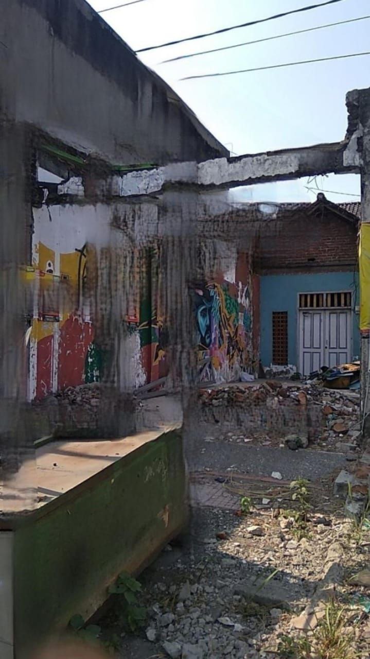 Dijual Rumah Kawasan Ramai di Wilayah Surabaya Barat - Image 1