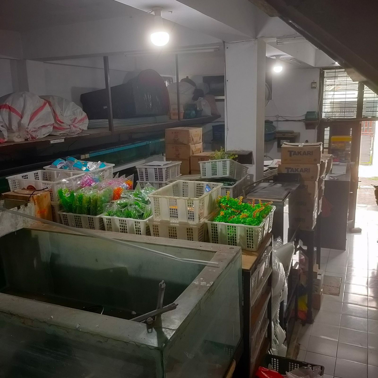 Dijual Rumah 3,5 Lantai Cocok Untuk Usaha di Wilayah Dupak Surabaya Pusat - Thumbnail 3