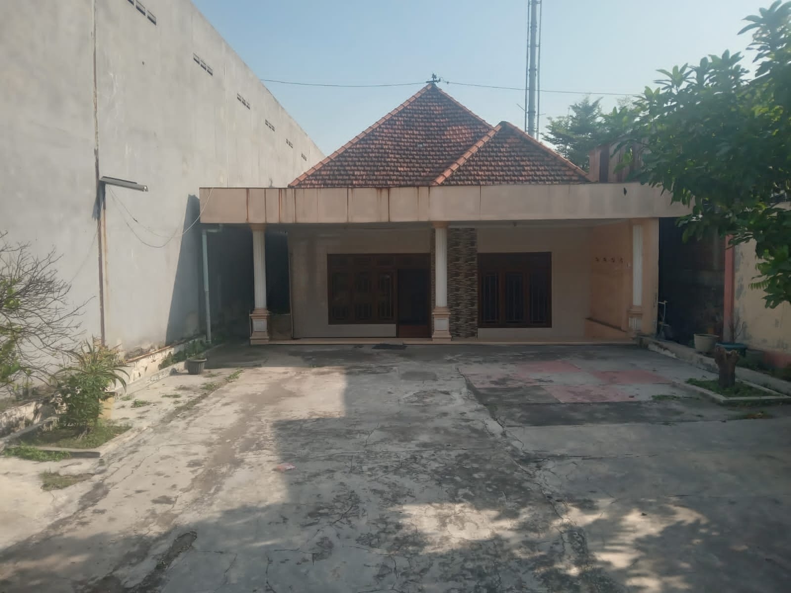 Dijual Rumah di Raya Mastrip Karang Pilang Surabaya Selatan - Image 1