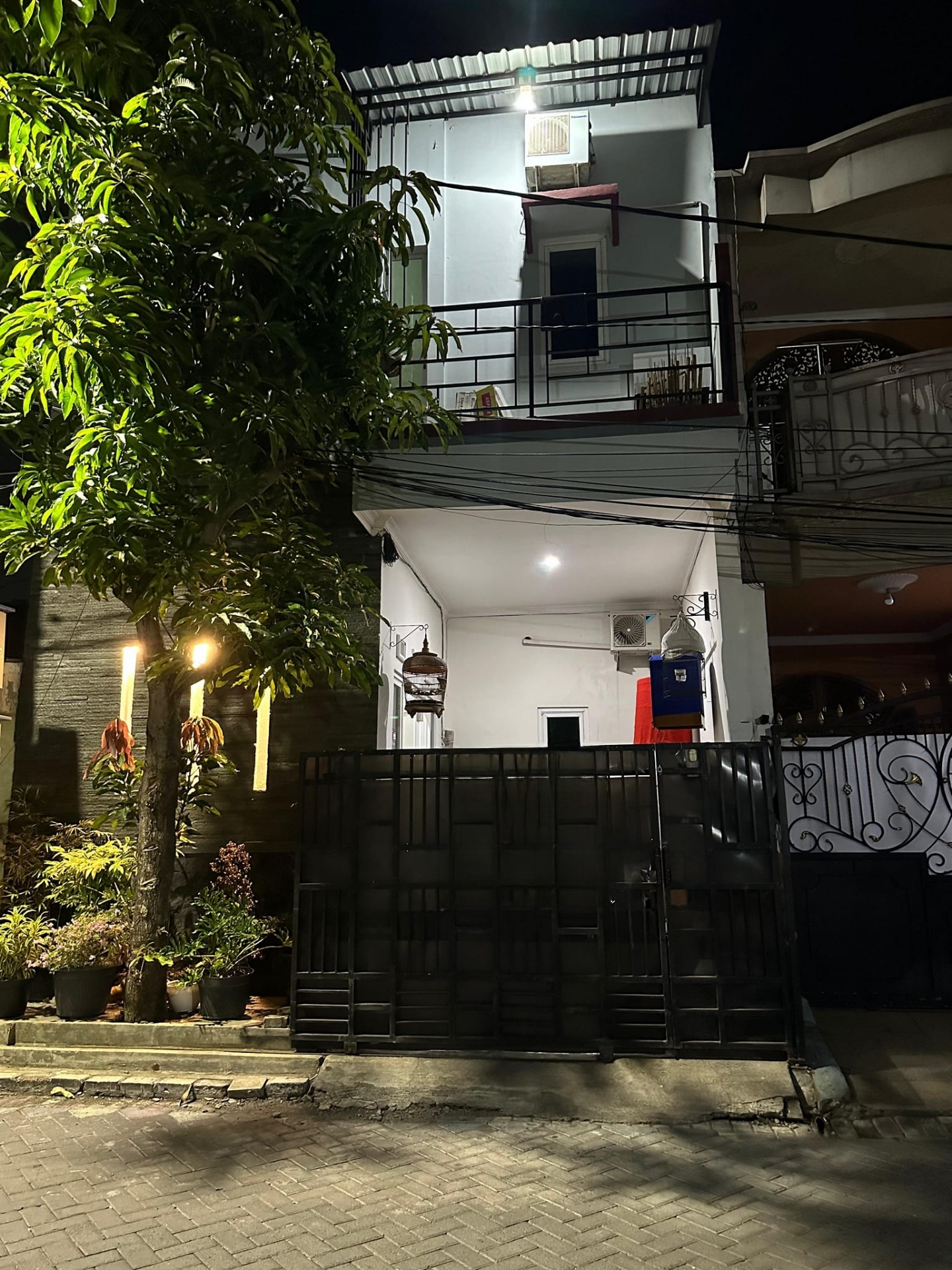 Dijual Rumah Strategis di Graha Mitra Asri Surabaya Barat - Image 1