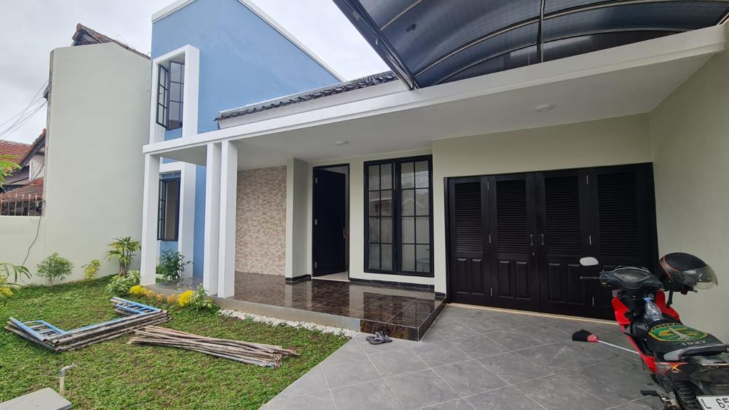 Dijual Rumah Ideal dan Terawat di Wilayah Surabaya Barat - Image 1