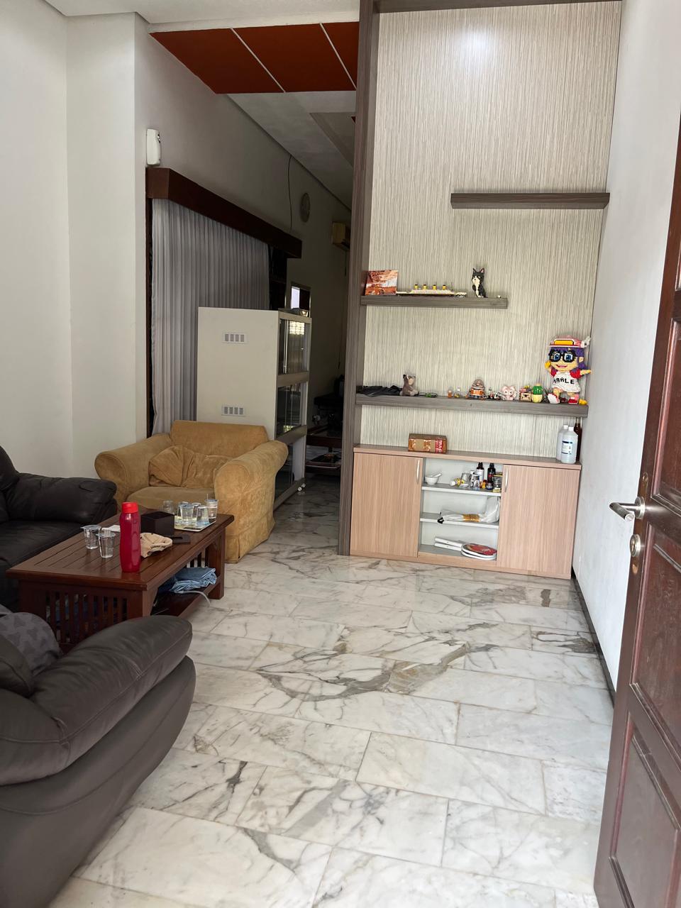 Dijual Rumah Bagus Nyaman di Kupang Indah Wilayah Surabaya Barat - Image 1