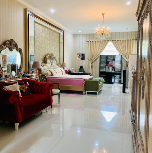 Dijual Rumah Mewah Bagus di Wilayah Citraland Surabaya Barat - Thumbnail 3