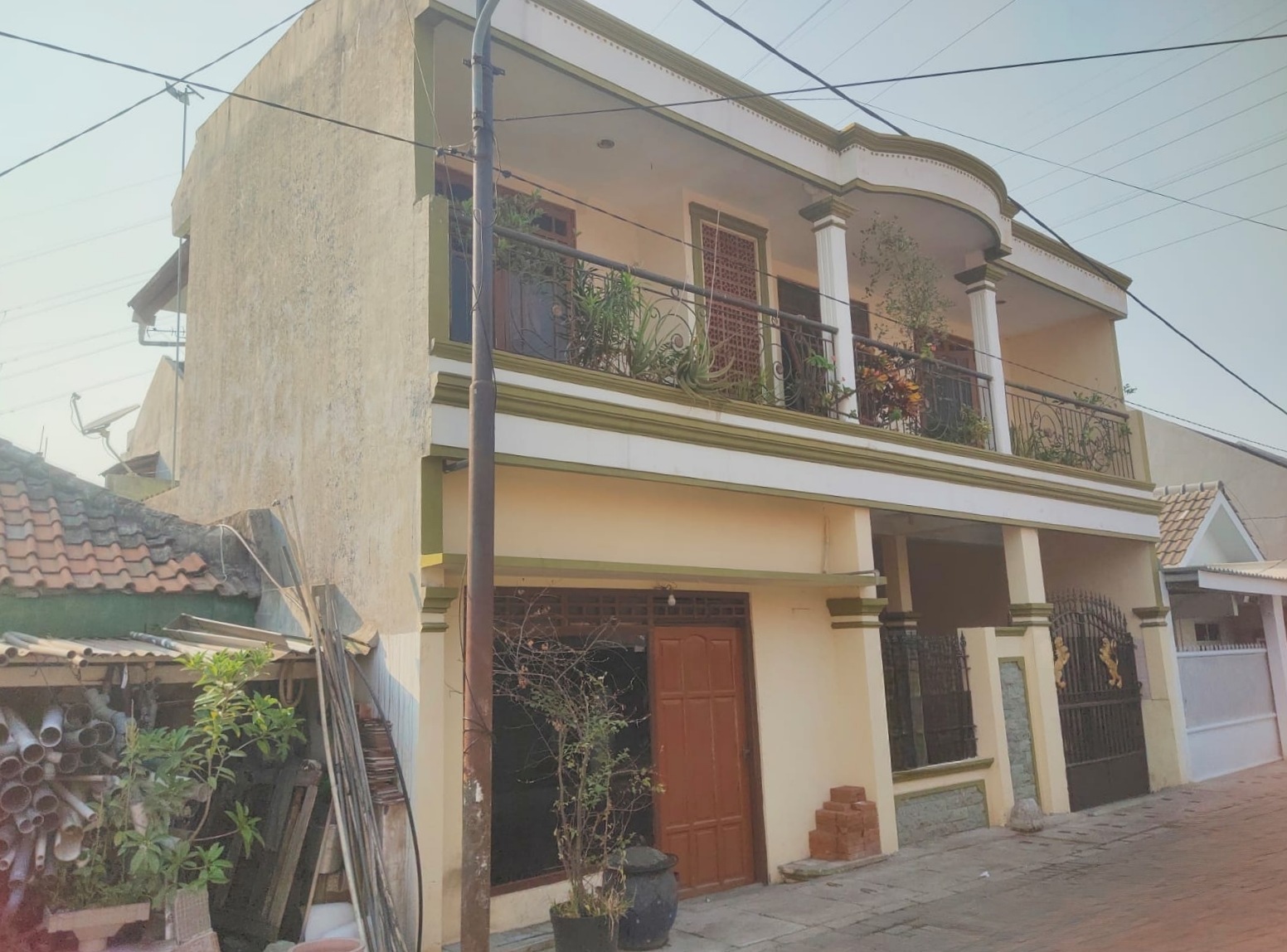 Dijual Rumah Cantik Ploso Timur Surabaya Timur - Image 1