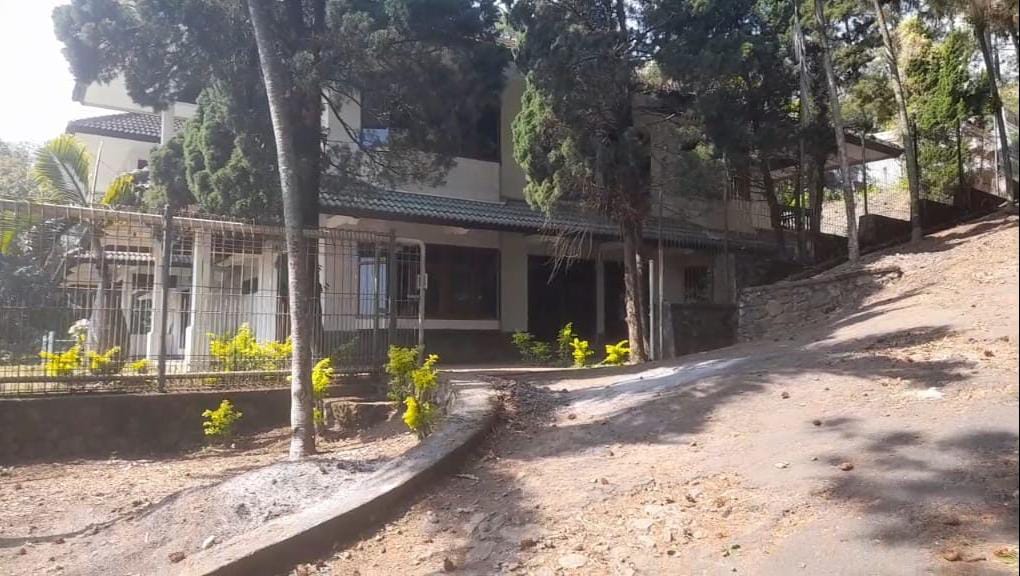 Dijual Villa Bagus Strategis Wilayah Pasuruan - Thumbnail 2