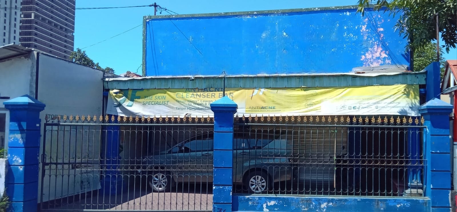 Disewakan Toko Strategis Siap Pakai di Menanggal Surabaya Selatan - Image 1