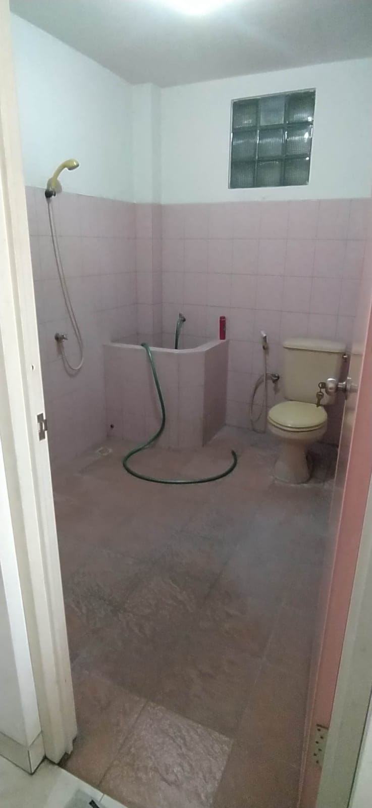 Dijual Rumah Strategis Siap Huni di Kawasan Ikan Mungsing Surabaya Utara - Thumbnail 4