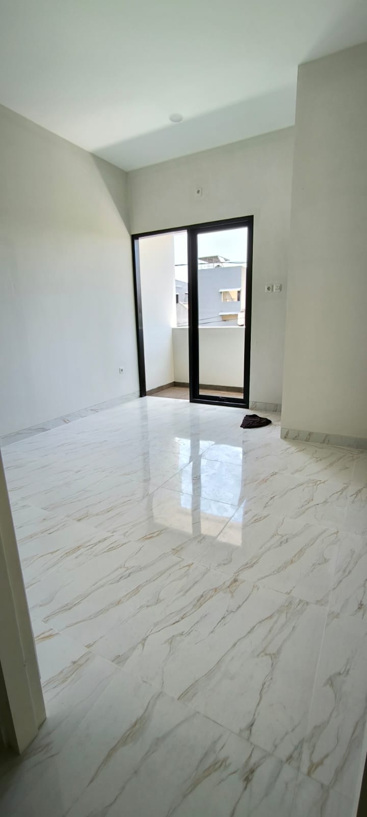 Dijual Rumah Nyaman Bagus Setro Timur Wilayah Surabaya Utara - Thumbnail 4