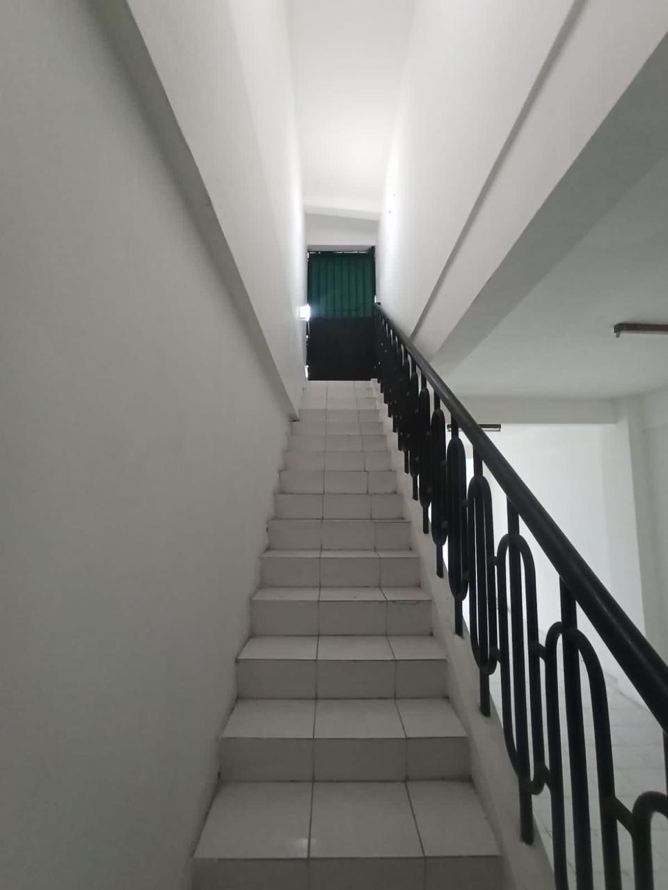 Disewakan Ruko Bagus Di Wilayah Surabaya Selatan - Thumbnail 3