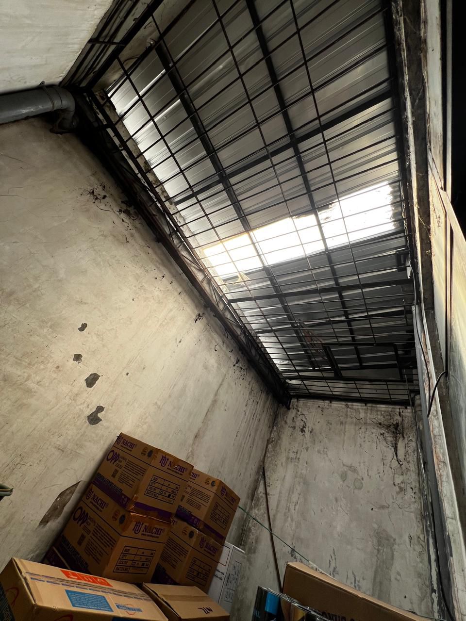 Dijual Ruko Strategis 3 lantai Surabya Timur - Thumbnail 3