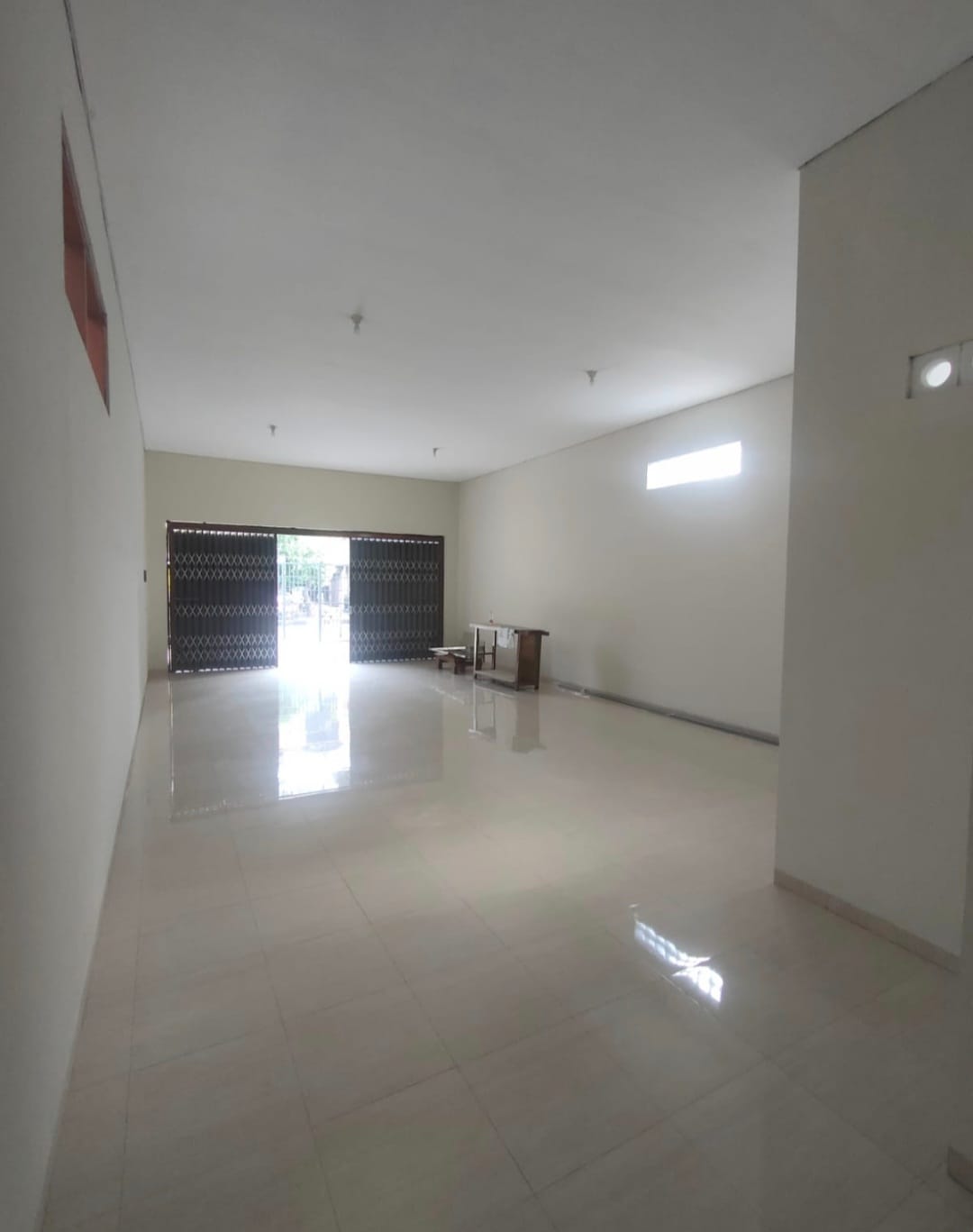 Ruko Dijual Lokasi Strategis Baru Renov Langka Bubutan Surabaya Pusat - Image 1