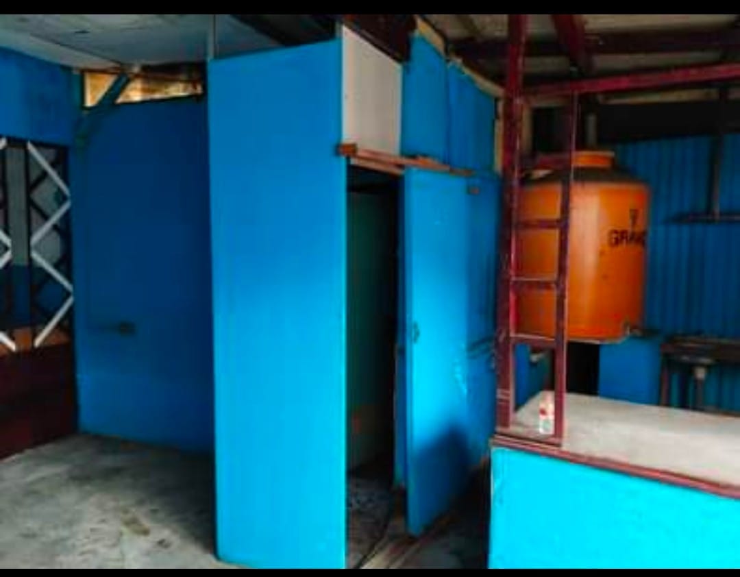 Rumah Dijual Lokasi Strategis Cocok Untuk Usaha Raya Banyurip Surabaya Barat - Thumbnail 2