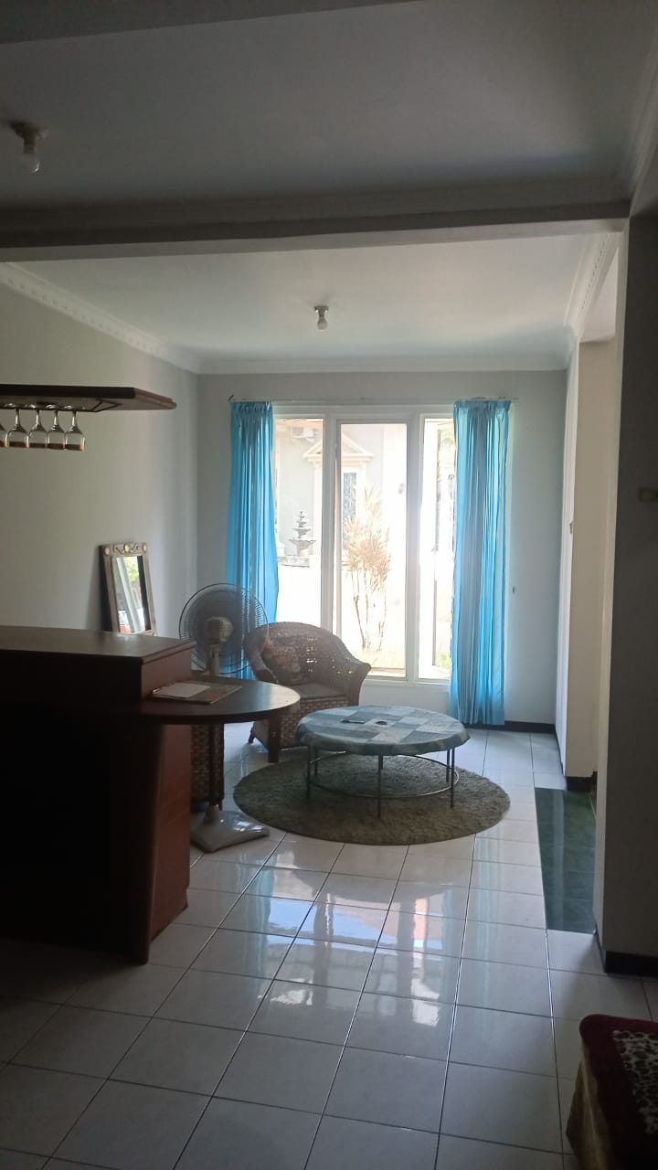 Dijual / disewakan Rumah Villa Valensia Pakuwon Indah Surabaya Barat Dekat Supermall - Thumbnail 2