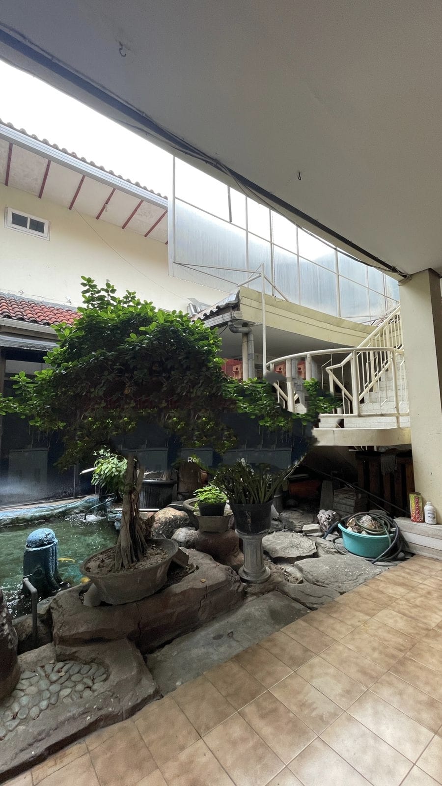 Dijual Rumah Hook Mewah di Dharmahusada Indah Surabaya Timur - Image 1