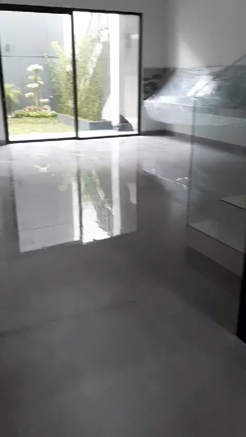 Dijual Rumah Modern Minimalis di Bukit Golf International Citraland Surabaya Barat - Thumbnail 2