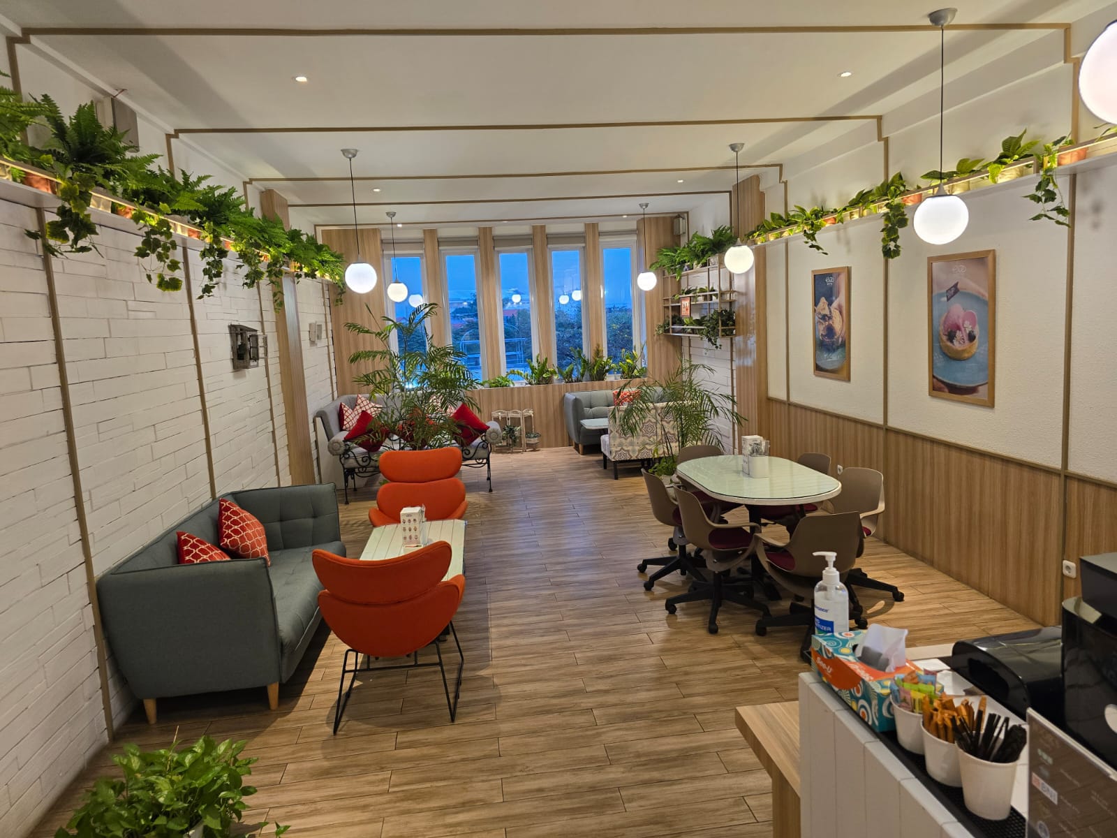 Dijual Ruko Strategis di Bukit Darmo Wilayah Surabaya Barat - Thumbnail 2