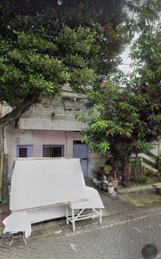 Dijual Rumah Nyaman Strategis di Kawasan Kamboja Surabaya Pusat - Image 1