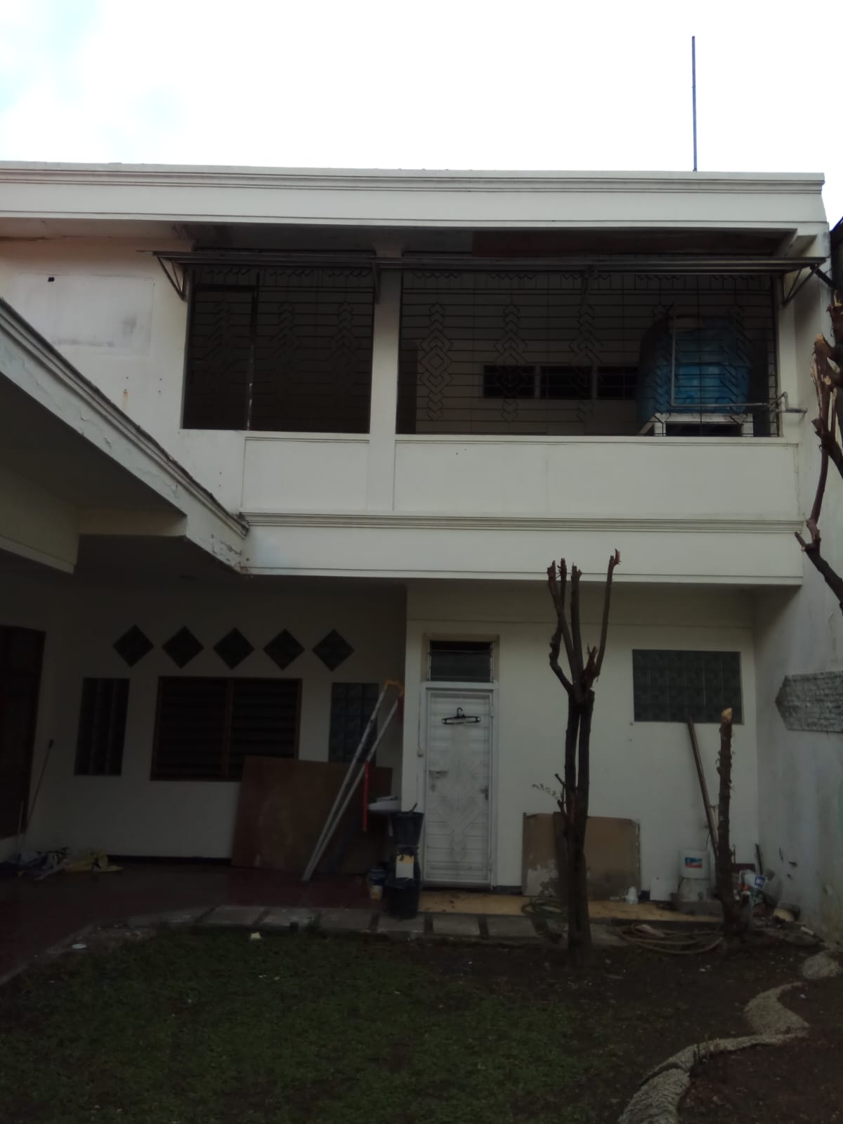 Disewakan Rumah Strategis di Kupang Indah Surabaya Barat - Thumbnail 3