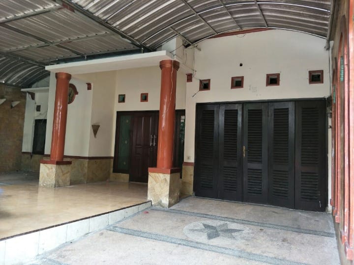 Dijual Rumah Bagus Luas di Kebraon Indah Permai Surabaya Barat - Thumbnail 2