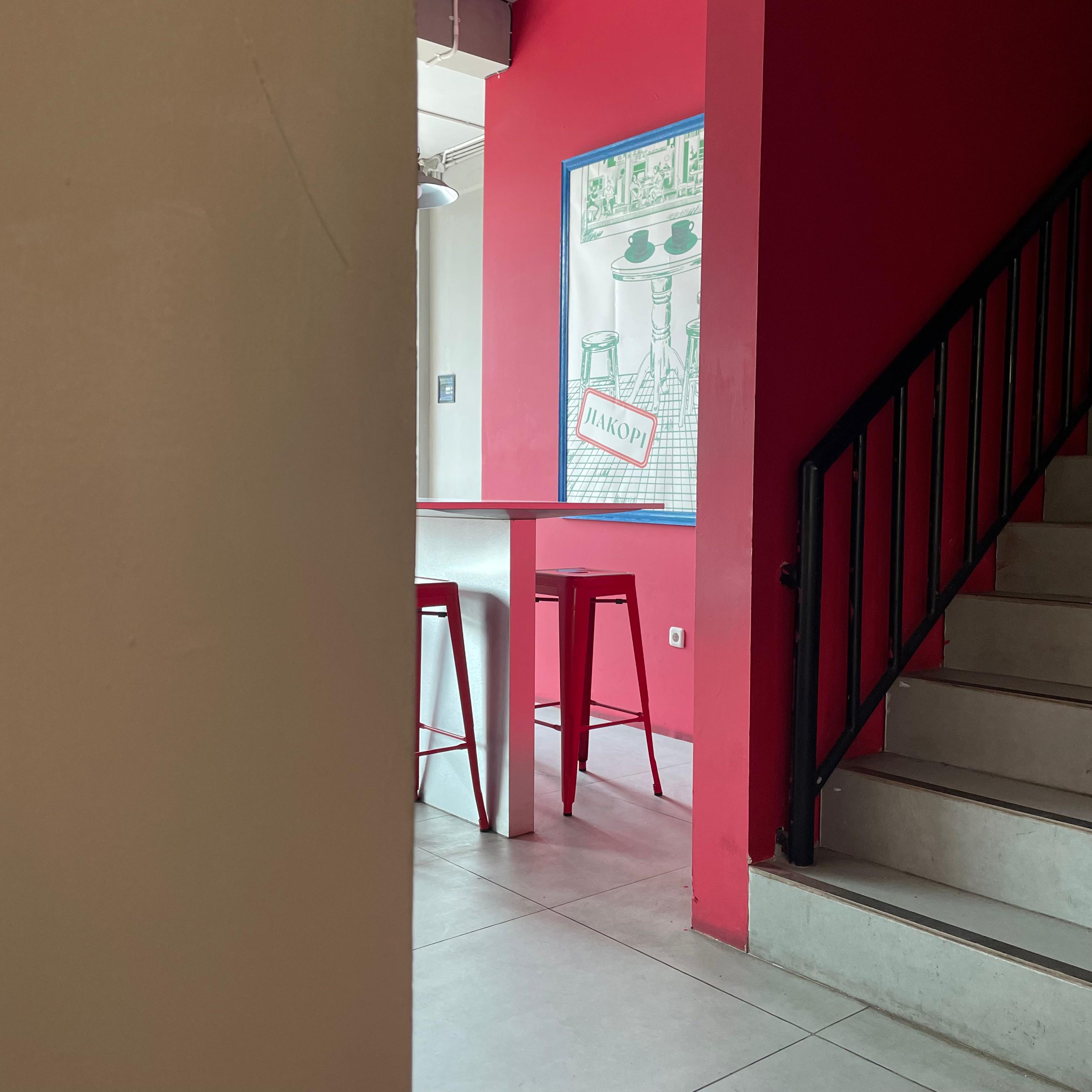 Disewakan Ruko Lokasi Strategis di HR Muhammad Surabaya Barat - Thumbnail 3