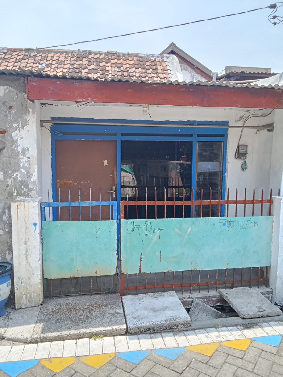 Dijual Rumah Nyaman di Krukah Selatan Surabaya Selatan - Thumbnail 3